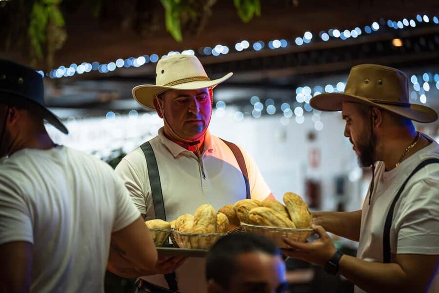 Tenerife : Musical show "the wild south" with dinner and transfer - Should you book The Wild South in Tenerife?