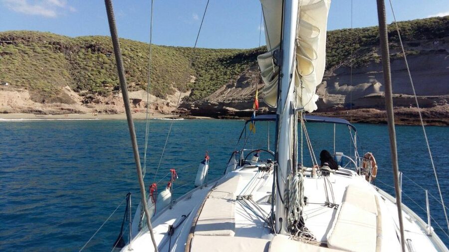 Tenerife: Private or Group 3 Hour Sailing Cruise with Drinks - Operational reality check: motor trouble and how the cruise responds