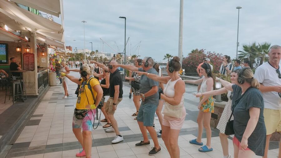 Tenerife: Silent Disco Walking Tour "Mustang Sally's" - Guides and Timing: What Makes It Feel Well Run