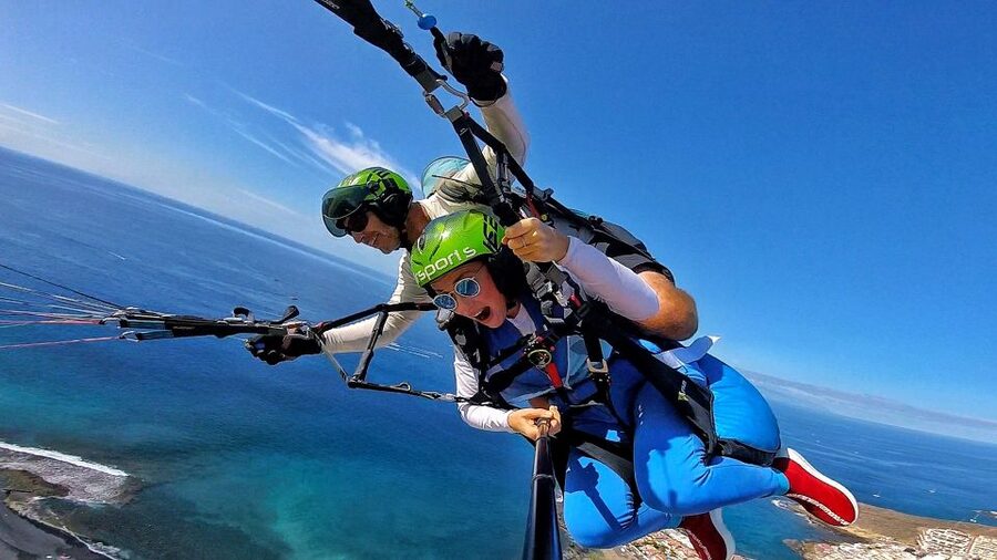 Tenerife: Tandem Paragliding Flight - Tandem Paragliding Over Southern Tenerife, the Big Feeling