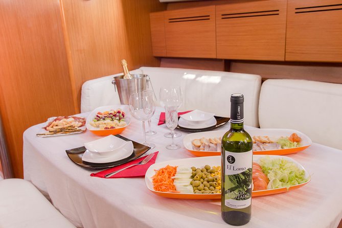 Whales & Dolphins watching in exclusive sailboat - The on-board break: snacks, drinks, and room to actually relax